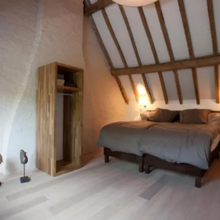 Отель Hostellerie Hof Ter Doest 3*